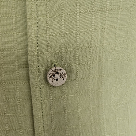 Tommy Bahama Hawaiian Shirt - Picture 10 of 11